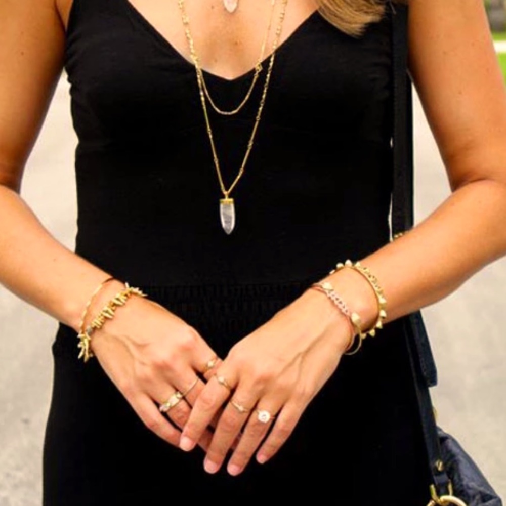Stella and dot Aria pendant necklace